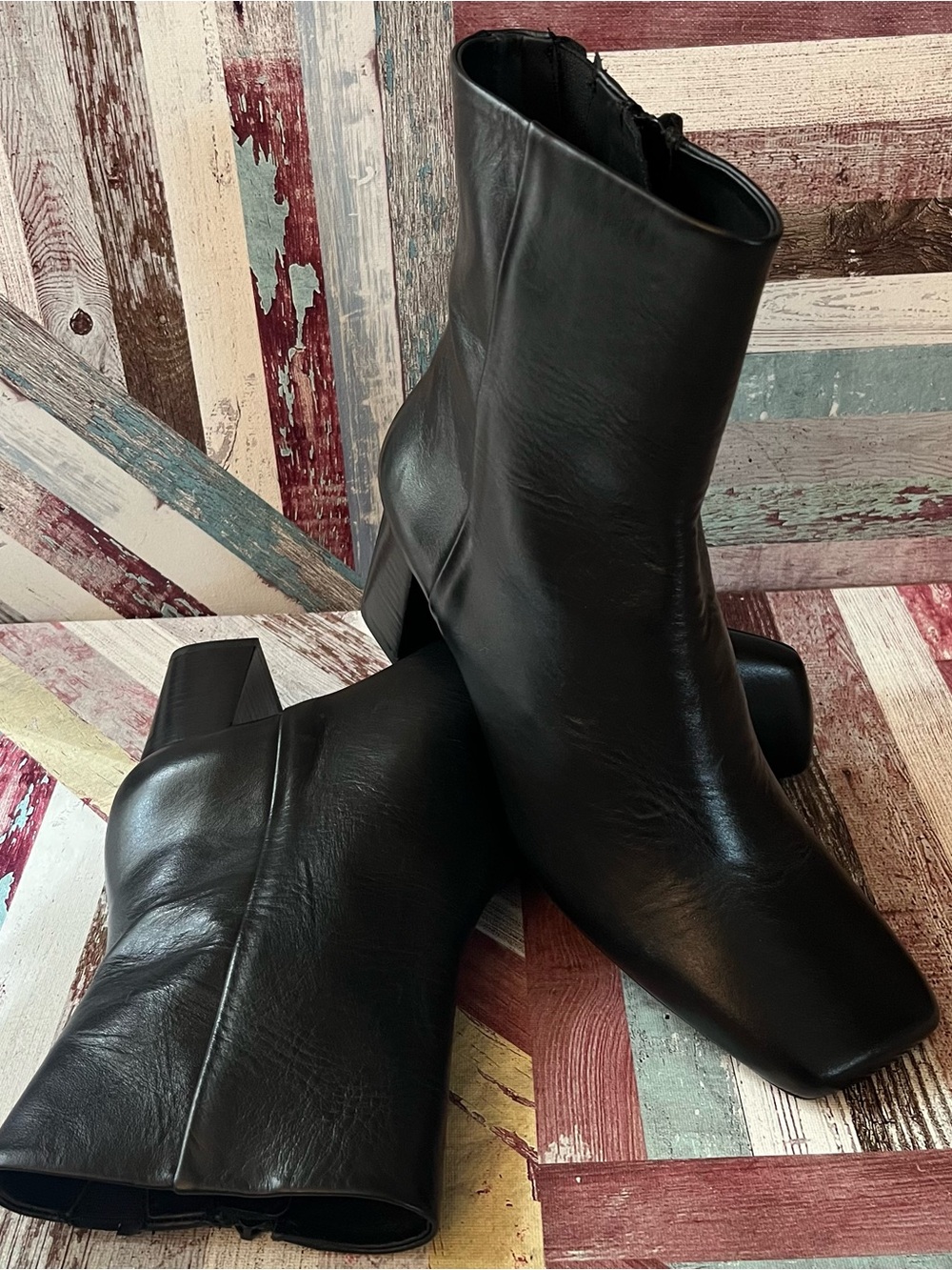 & Other Stories Odette Square Toe Boots Heeled Leather Inside Zip NWOB Black 8